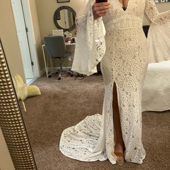 Boho wedding dress. Excellent condition. Unaltered PENDING SALE - Picture 3 of 14